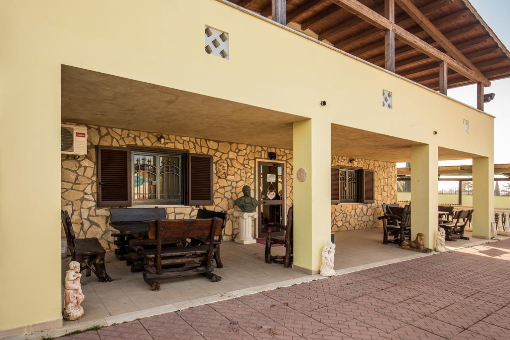 Villa Gengi Ardea Exterior foto